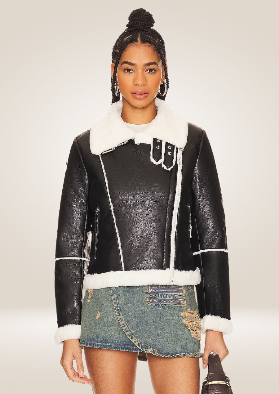 Stylish Women's Black Leather Bomber Jacket with Elegant Shearling Lining