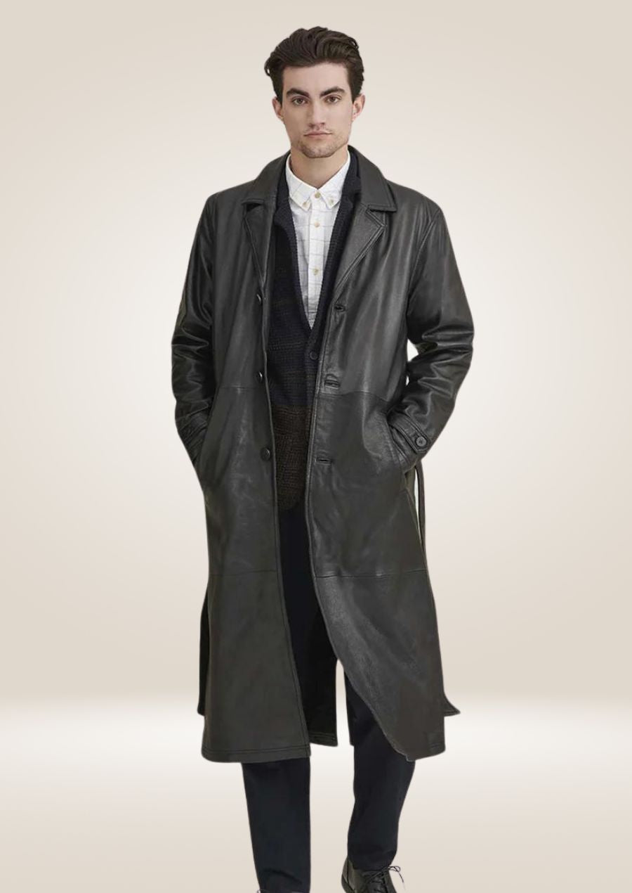 Manteau long luxueux en peau de mouton noire