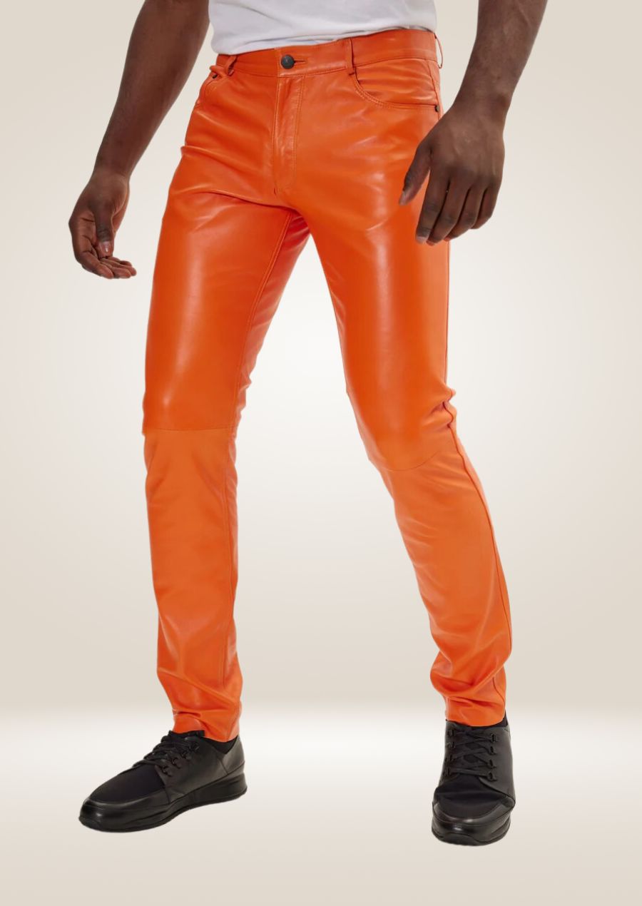 Pantalon en cuir orange pour homme – Style audacieux et dynamique