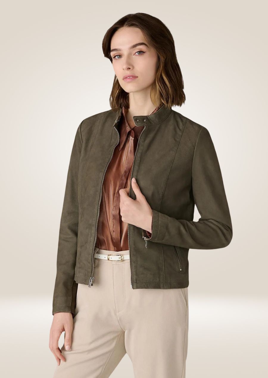 Veste en cuir olive à col montant et empiècements en tricot côtelé