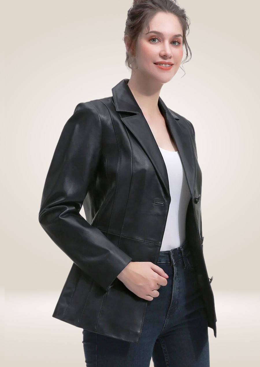 Blazer noir coupe classique pour femme - Élégance intemporelle